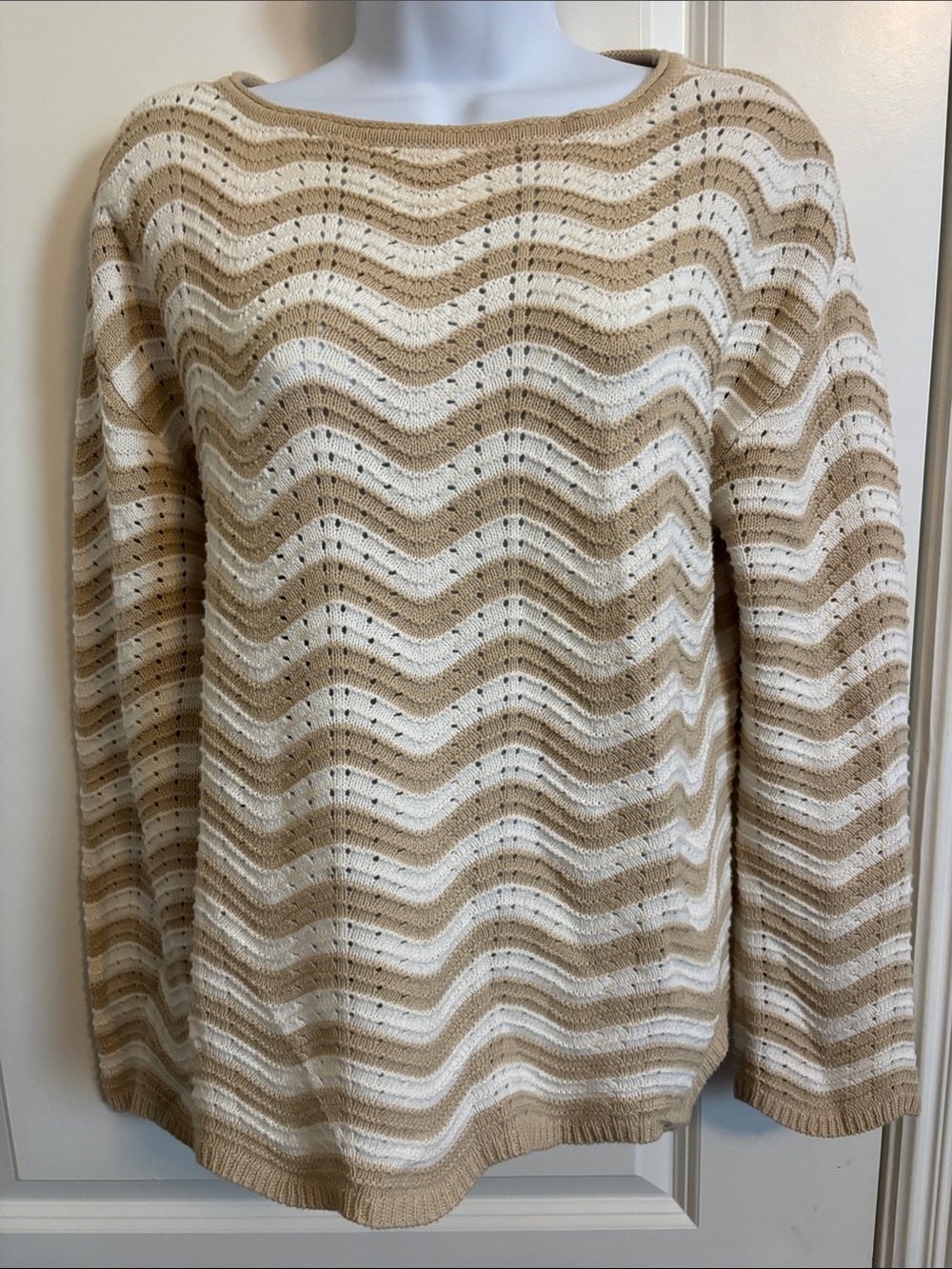 Liverpool Women’s Cream & Beige Wave Knit Sweater M
